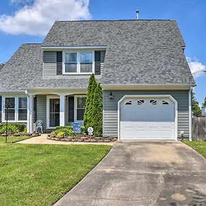 https://virginia-beach-family-home-less-than-1mi-to-golf-club.hotels-in-virginia-beach.com
